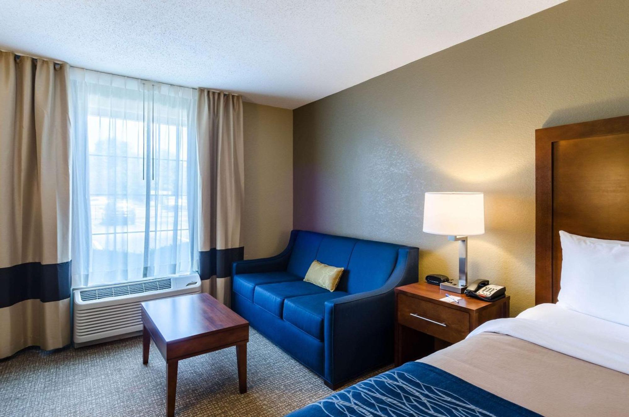 Comfort Inn Randolph-Boston Buitenkant foto